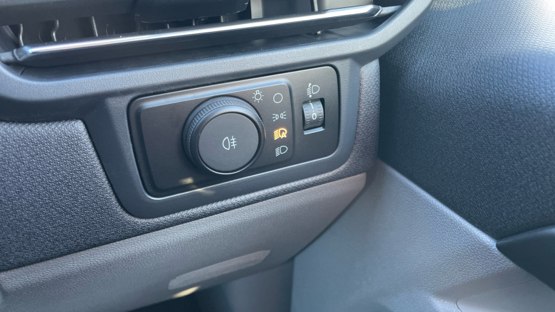 Ford Tourneo Custom 340 L1 Electric Rwd 160kW 65kWh H1 Titanium X 8 seater Auto